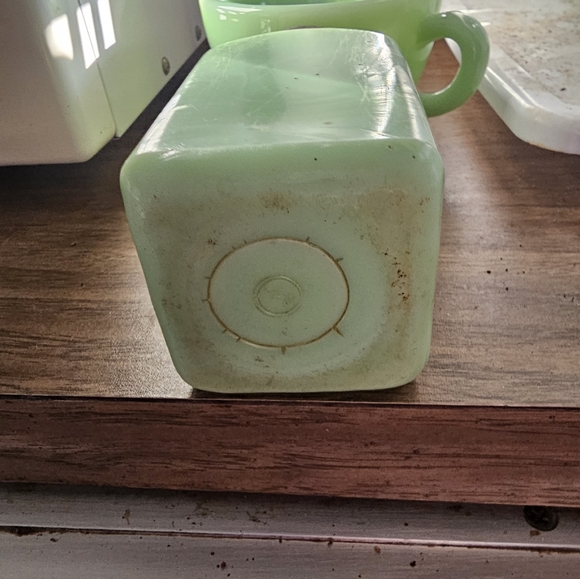 Fire King Jadeite Vintage Glassware - Picture 5 of 7